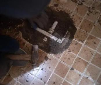 神池卫生间漏水维修公司为您分享下卫生间渗水如何处理及注意事项